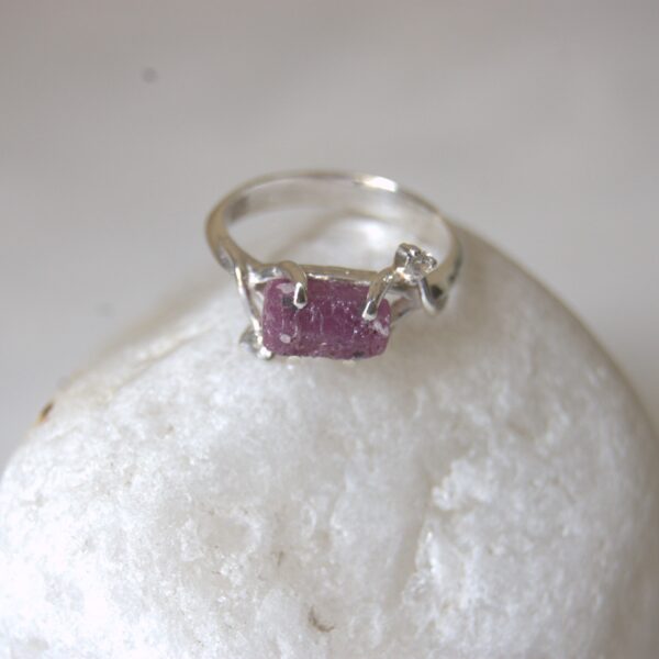 Natural Raw Ruby and Cubic Zirconia Sterling Silver Ring - Image 2