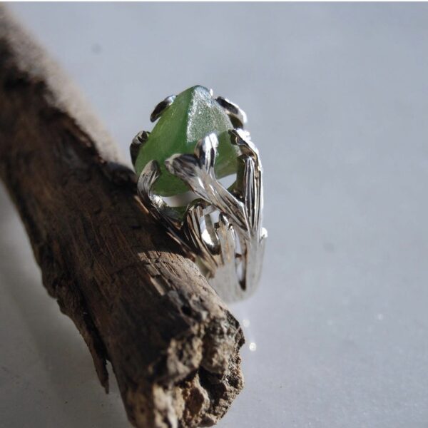 Raw Peridot Sterling Silver Ring - Image 3