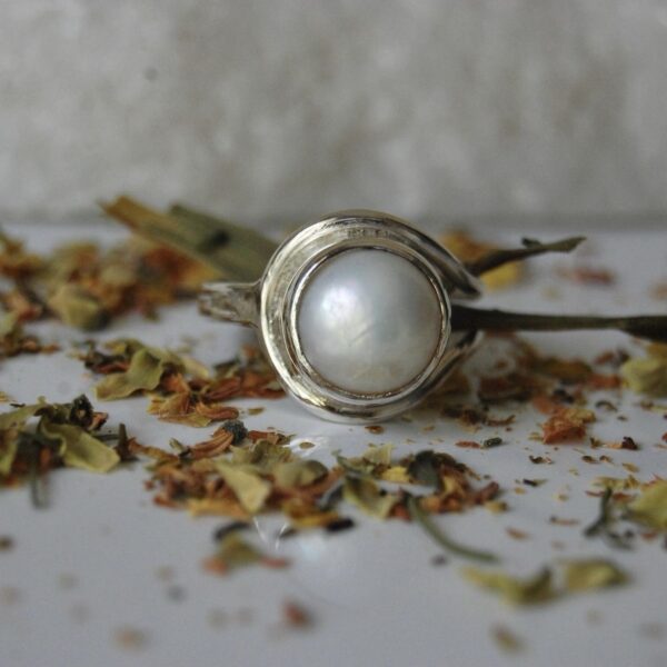 Natural Pearl Sterling Silver Ring - Image 3