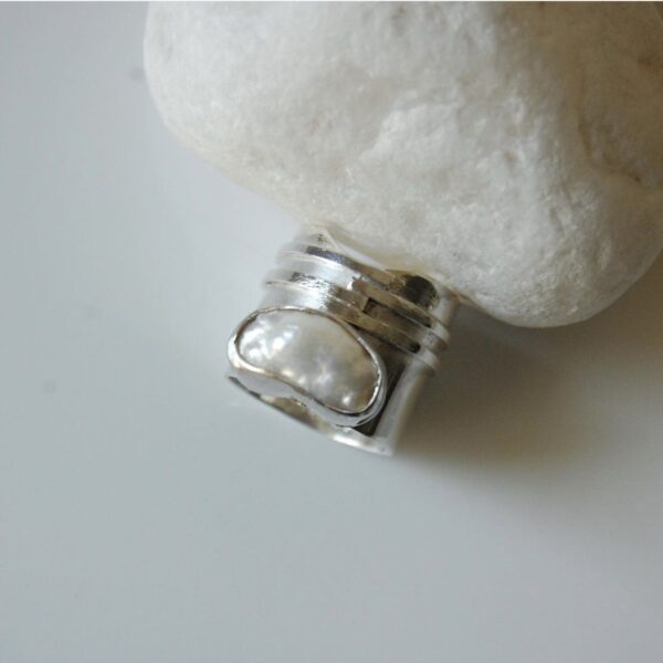 Natural Abalone Pearl Sterling Silver Ring - Image 2