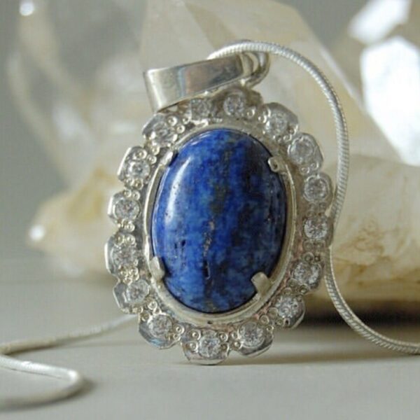 Ovalis Lapis Lazuli Sterling Silver Pendant