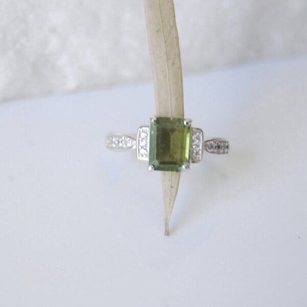 Peridot and Cubic Zirconia Sterling Silver Ring - Image 2