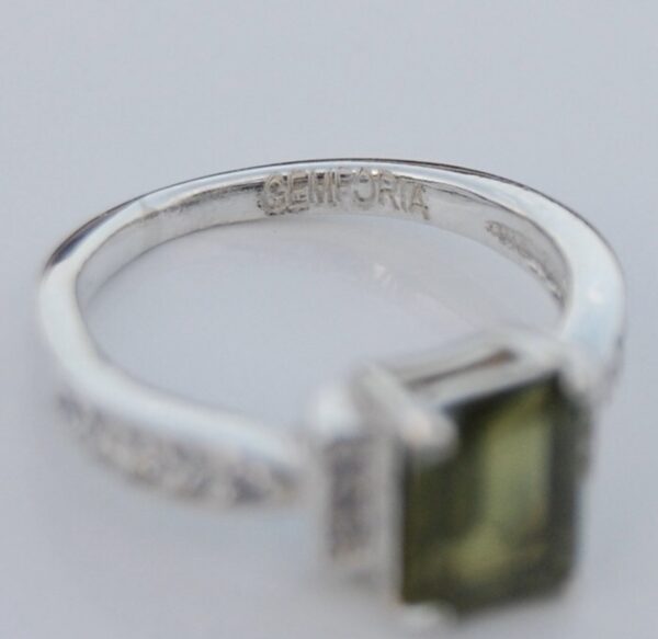 Peridot and Cubic Zirconia Sterling Silver Ring - Image 5