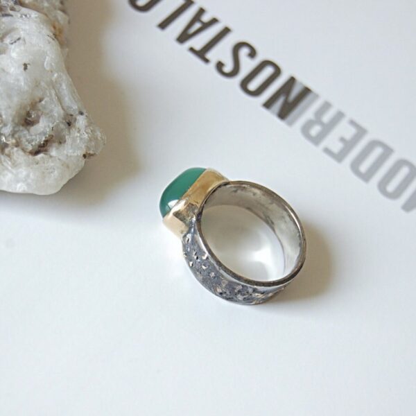 Green Agate (Aqeeq) Oxidized and Gold plated Sterling Silver Ring - Image 4