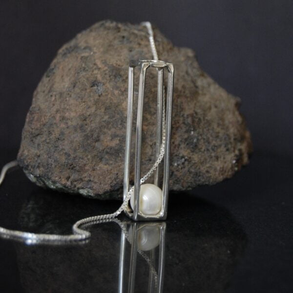 Dancing Pearl Sterling Silver Pendant - Image 4