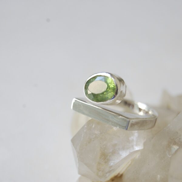 Peridot Sterling Silver Ring - Image 3